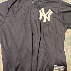 BNWOT Majestic Cool Base New York Yankee Aaron Judge Jersey #99